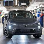 Volvo EX60: Ξεκινά στη Σουηδία η παραγωγή του