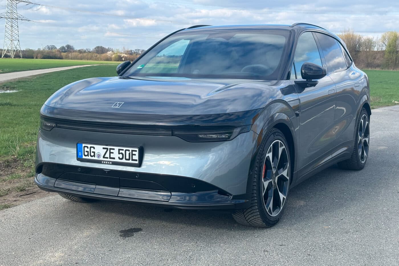 Το Zeekr 7X Privilege AWD με 646 PS αλλάζει τα δεδομένα 