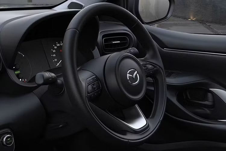 Αυτό είναι το νέο Mazda2 Hybrid