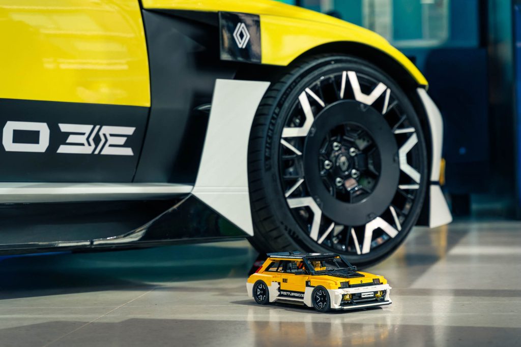 Renault 5 Turbo 3E Lego (9)