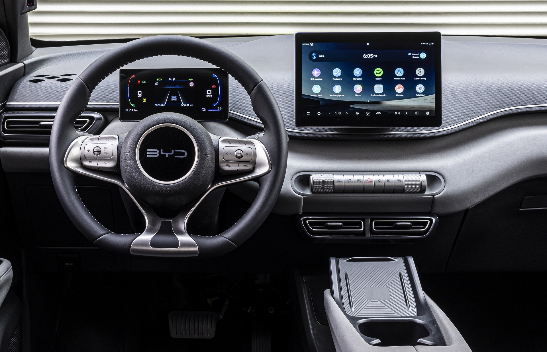 BYD DOLPHIN SURF INTERIOR (3)