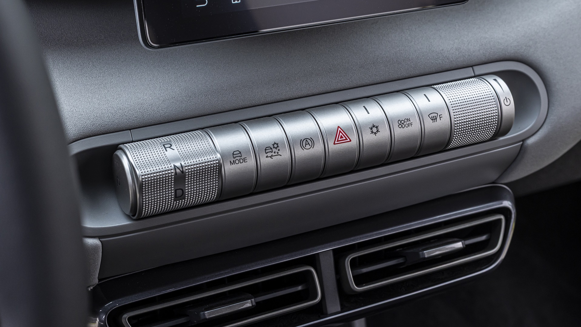 BYD DOLPHIN SURF EXTERIOR (11)