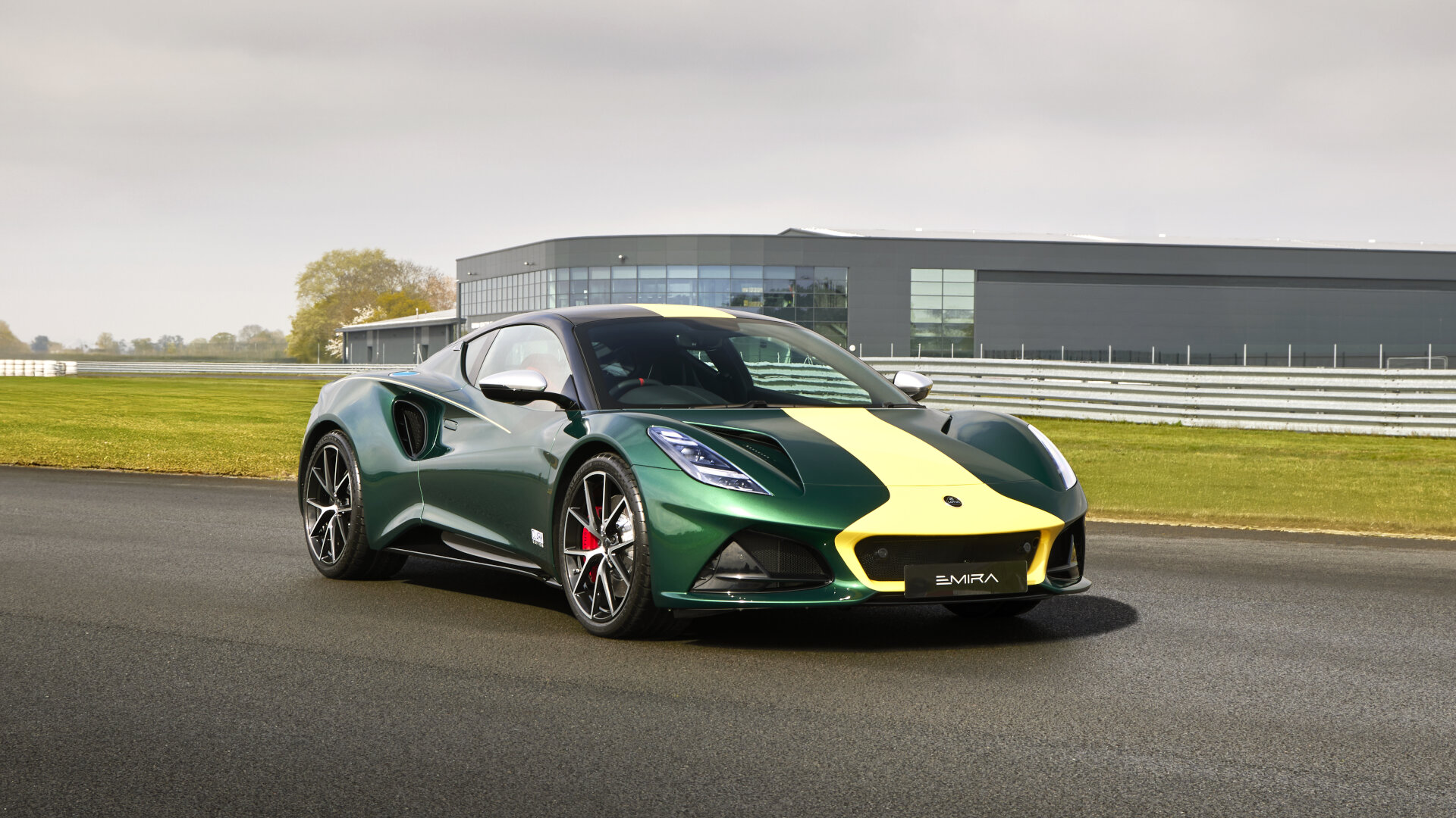Lotus Emira Clark Edition (6)