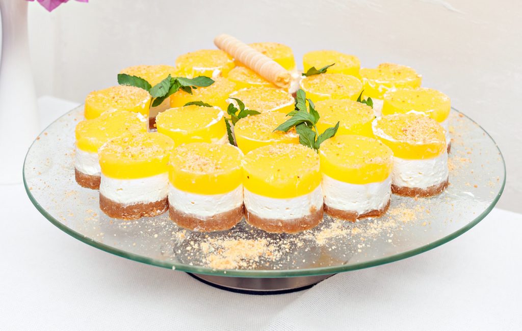 Μπουκιές cheesecake λεμόνι