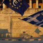Aνάπτυξη 2,2% προβλέπει για την ελληνική οικονομία το 2026 η Κομισιόν