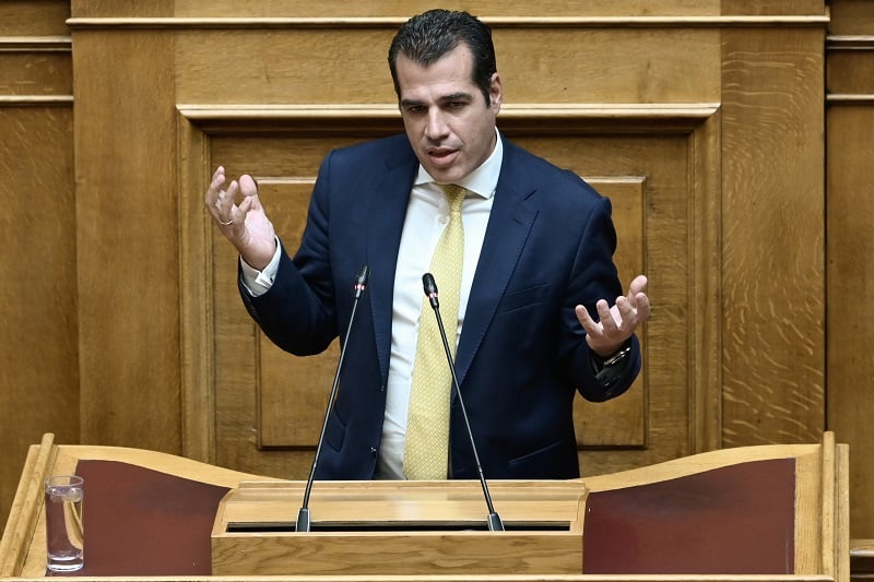 Νέος υπουργός Μετανάστευσης και Ασύλου αναλαμβάνει ο Θάνος Πλεύρης – Ποιοι είναι οι νέοι υφυπουργοί