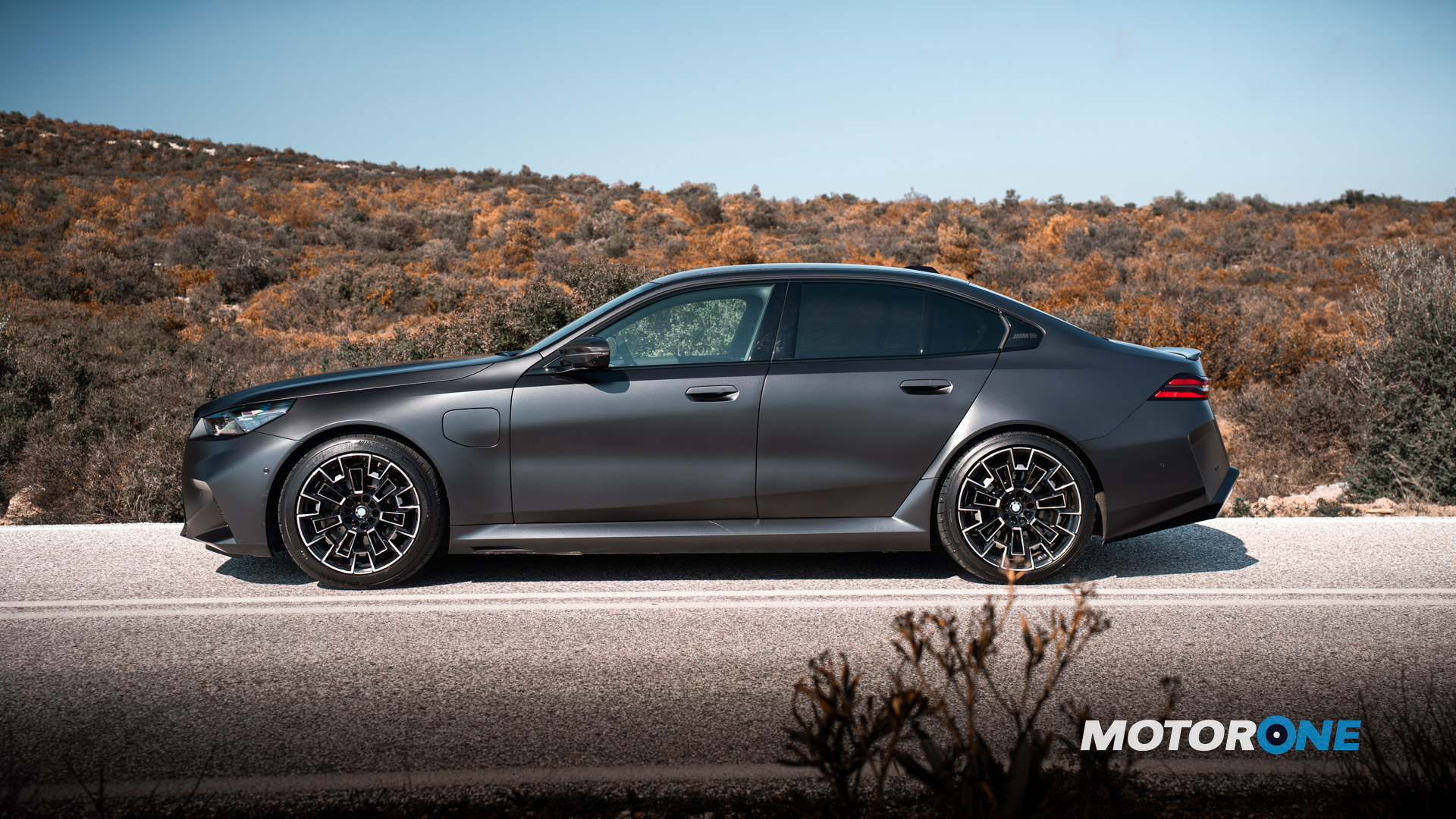 BMW M5 (2)