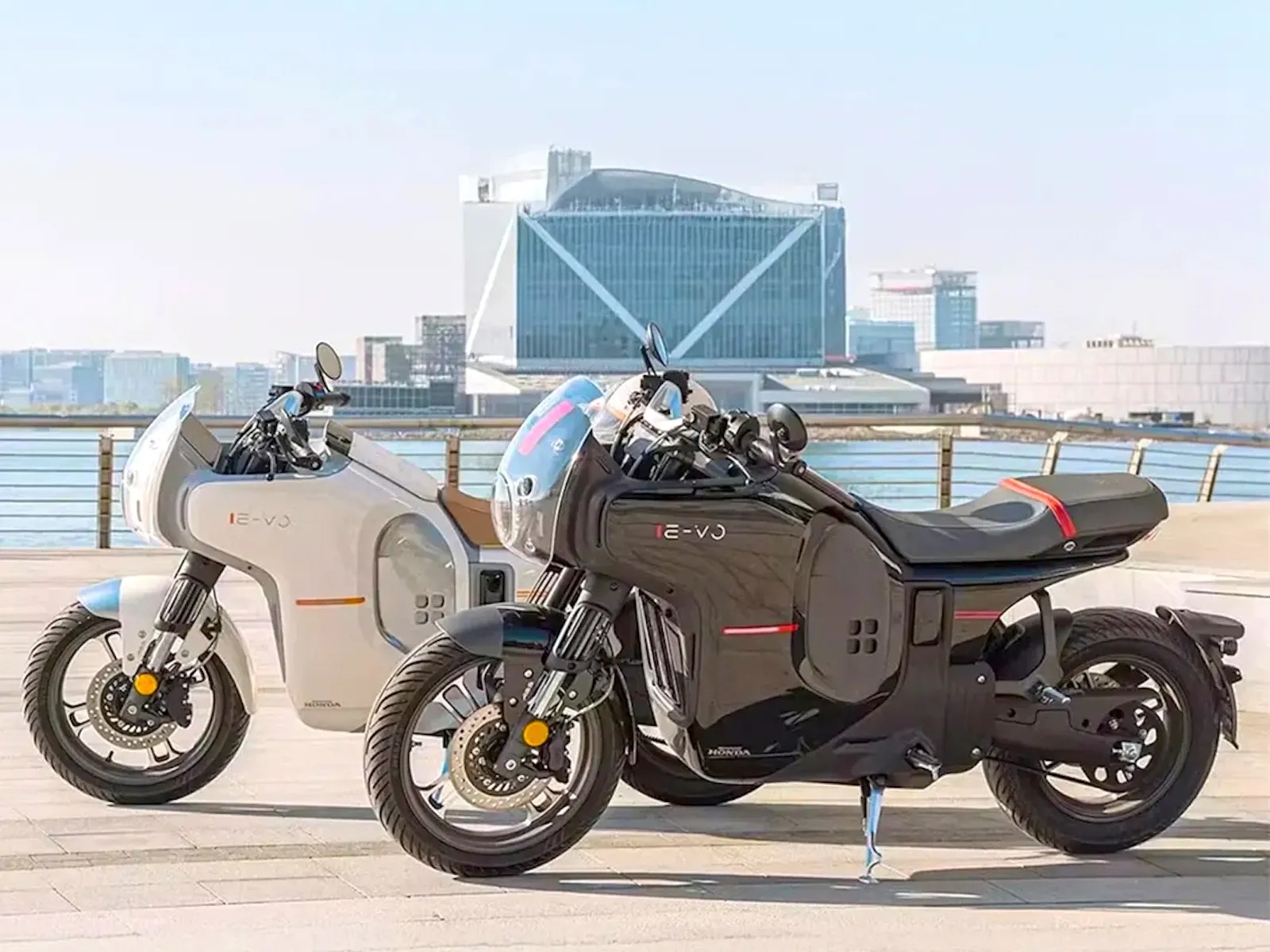Η Honda ταράζει τα νερά: Η πρώτη της ηλεκτρική μοτοσικλέτα είναι γεγονός με τιμή έκπληξη!