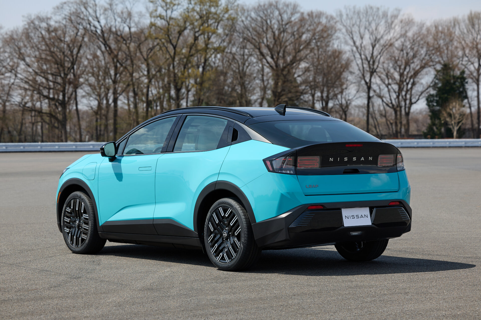 Nissan LEAF 2025 (5)