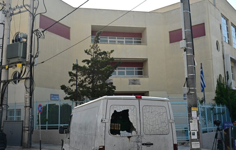 Άγρια καταδίωξη με πυροβολισμούς στο Περιστέρι: «Νομίζαμε ότι ήταν κανένας πύραυλος των Χούθι» είπε αυτόπτης μάρτυρας