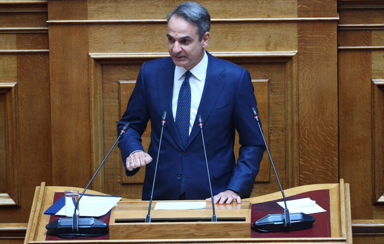 Μητσοτάκης από Βουλή: Η κατηγορία περί εσχάτης προδοσίας δεν είναι παρά το ύστατο αδιέξοδο απόπειρας να χτυπηθεί η κυβέρνηση
