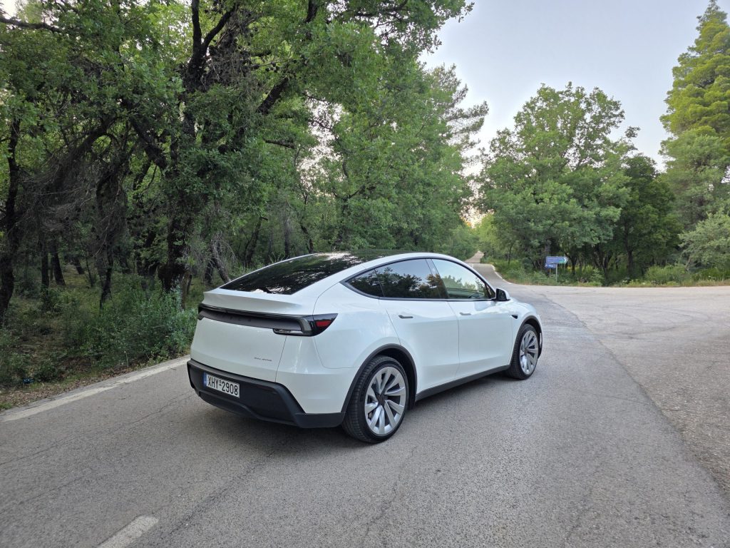 Δοκιμή Tesla Model Y Long Range AWD -Ηλεκτρική τελειοποίηση