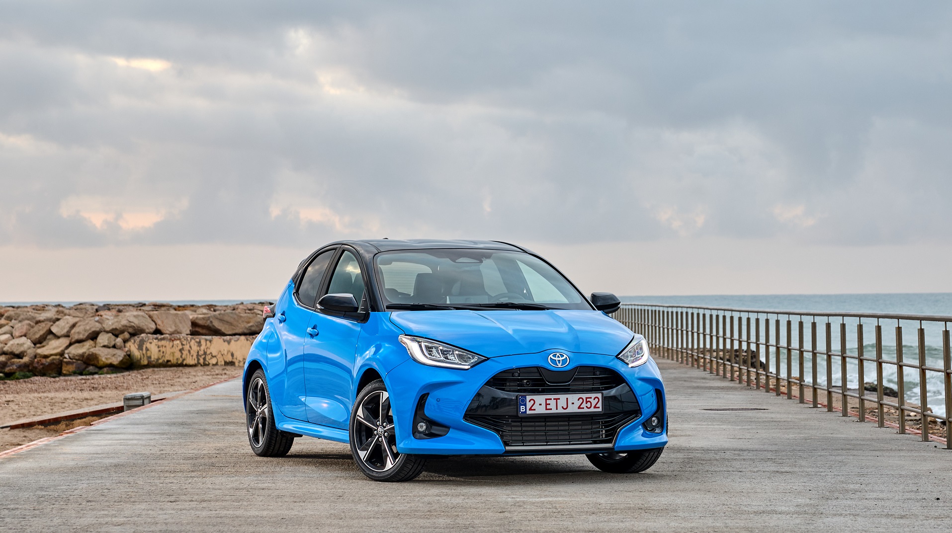 Toyota Yaris 2024 Hybrid 130 10