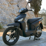 Test Ride Yadea Voltguard: Το e-scooter που πάντα θέλατε! - Cars Electric