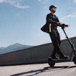 E-bikes και e-scooters: Η μικρή επανάσταση που αλλάζει τις πόλεις - Cars Electric