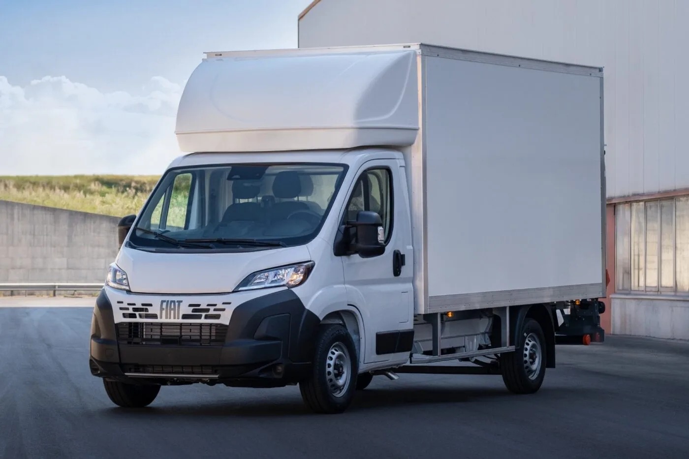 Νέο Fiat Cargo Box BEV: Ηλεκτρικό βαν υψηλών επιδόσεων από τη Stellantis 