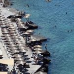 ‘Ελεγχοι της ΑΑΔΕ σε ξενοδοχεία, ταβέρνες και παραλίες με σύγχρονη τεχνολογία και αυστηρές ποινές για παραβάτες στην καλοκαιρινή σεζόν