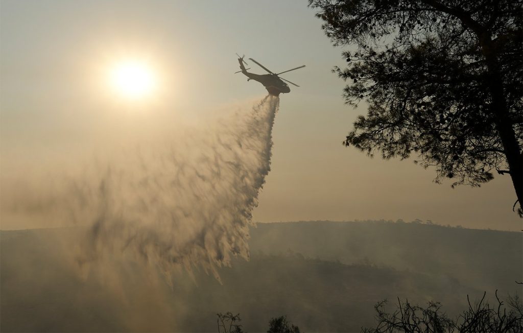 Σε ύφεση η φωτιά στη Λεμεσό – Κατέφθασαν δασοκομάντος από την Ελλάδα