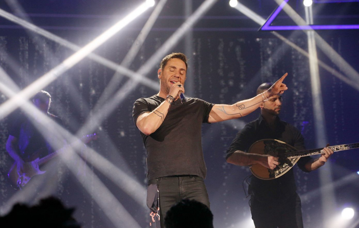 Κύμα αγάπης και συμπαράστασης για τον Γιώργο Μαζωνάκη, από καλλιτέχνες, φίλους και δεκάδες θαυμαστές του στα social media