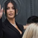 Αρνείται να γεράσει: Η Κιμ Καρντάσιαν ταξίδεψε στο Μεξικό για να υποβληθεί σε θεραπεία «κυτταρικής ανανέωσης»