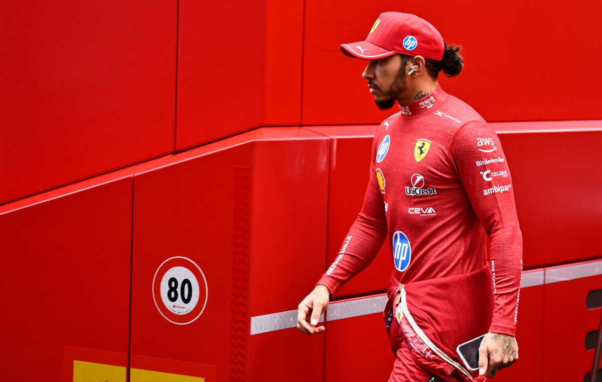 Ξέσπασμα Χάμιλτον: Είμαι άχρηστος, η Ferrari πρέπει να αλλάξει οδηγό