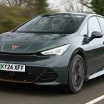 Cupra Born VZ: Το ηλεκτρικό hot hatch που τα βάζει με όλους - 321 ίπποι, σπορ ψυχή και 600 km αυτονομία!