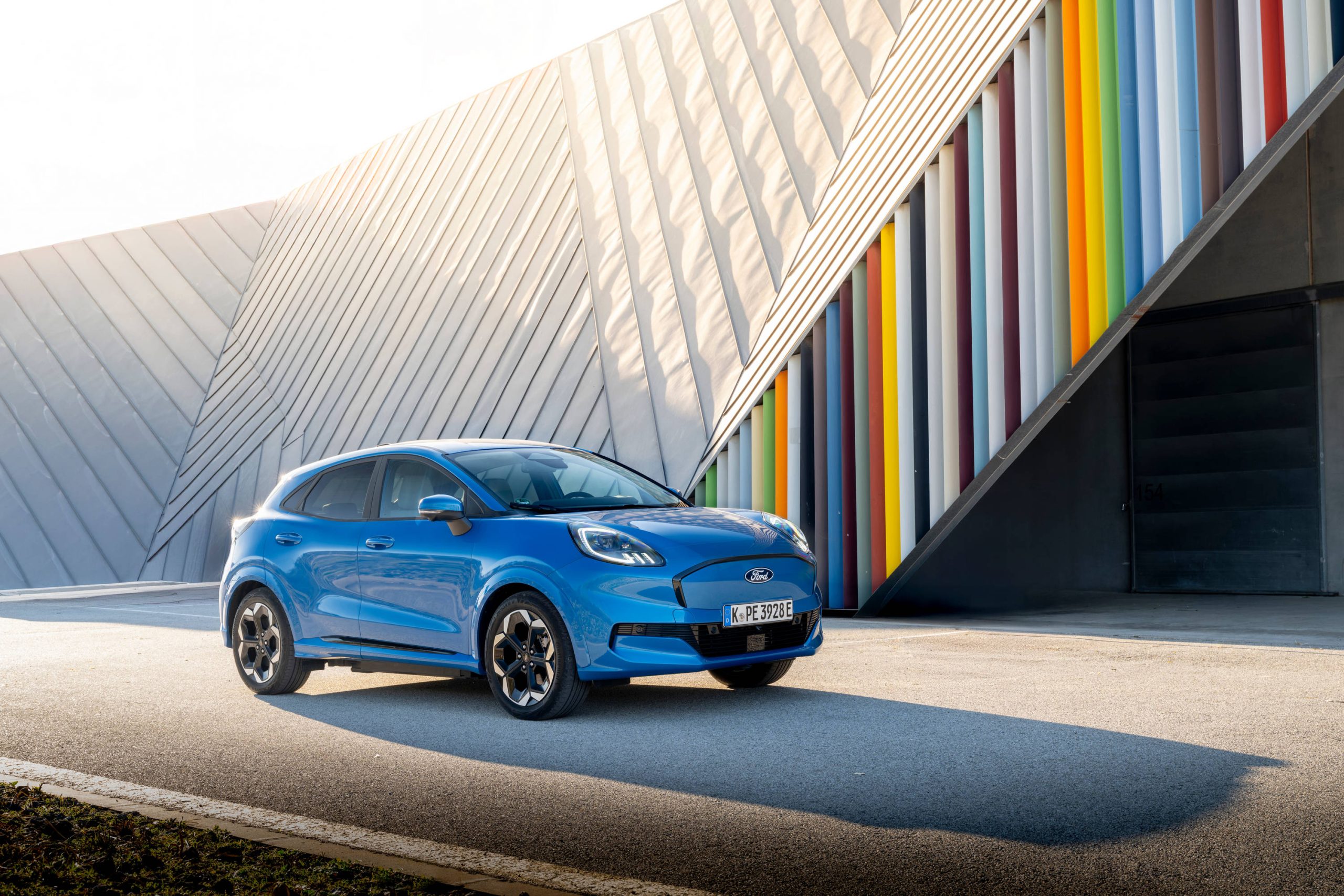 Το νέο Ford Puma Gen-E θέτει τα πρότυπα στην κατηγορία των ηλεκτρικών compact B-SUV