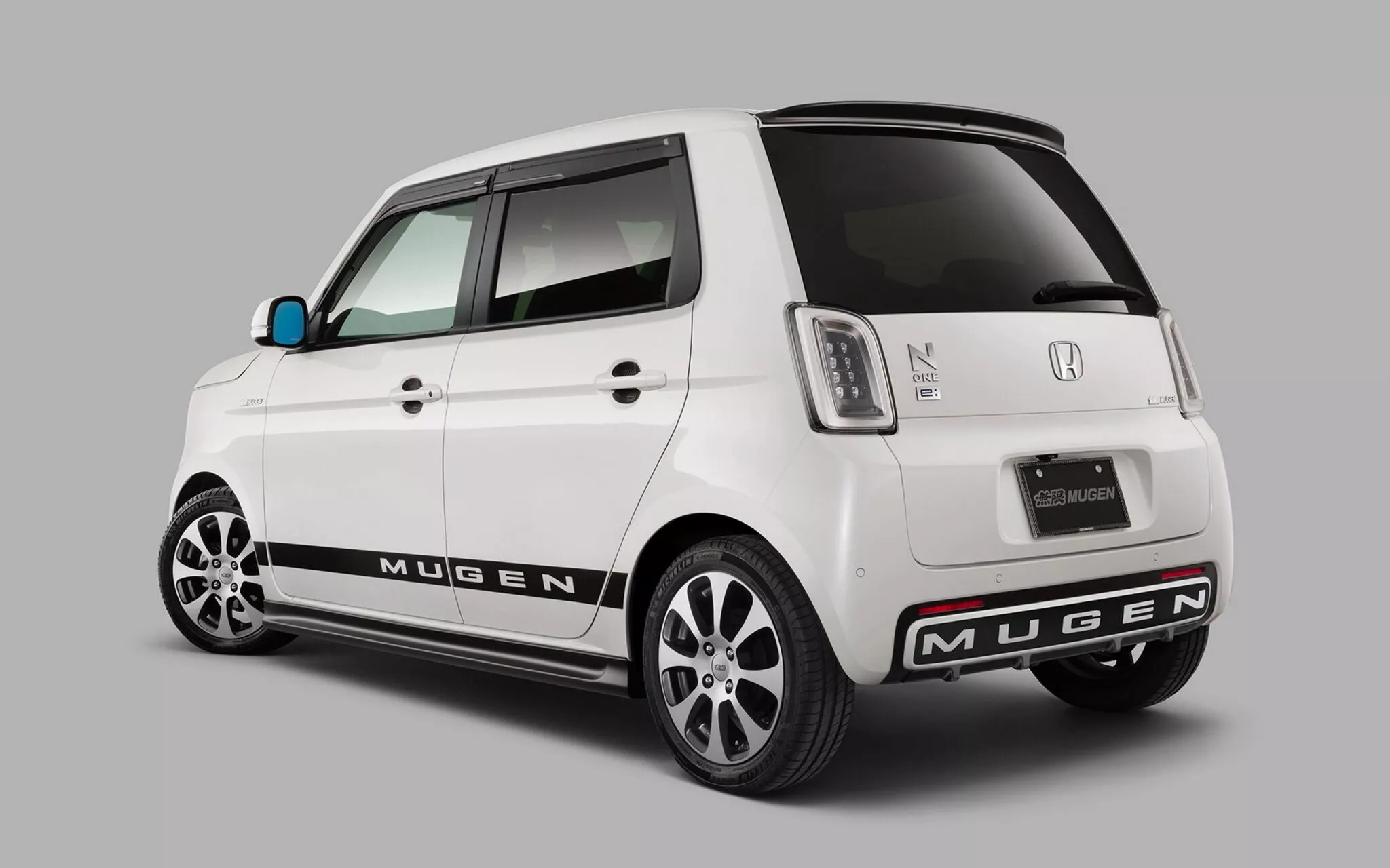 Η Mugen δίνει «σκανταλιάρικη» προσωπικότητα hot hatch στο Honda N-One e