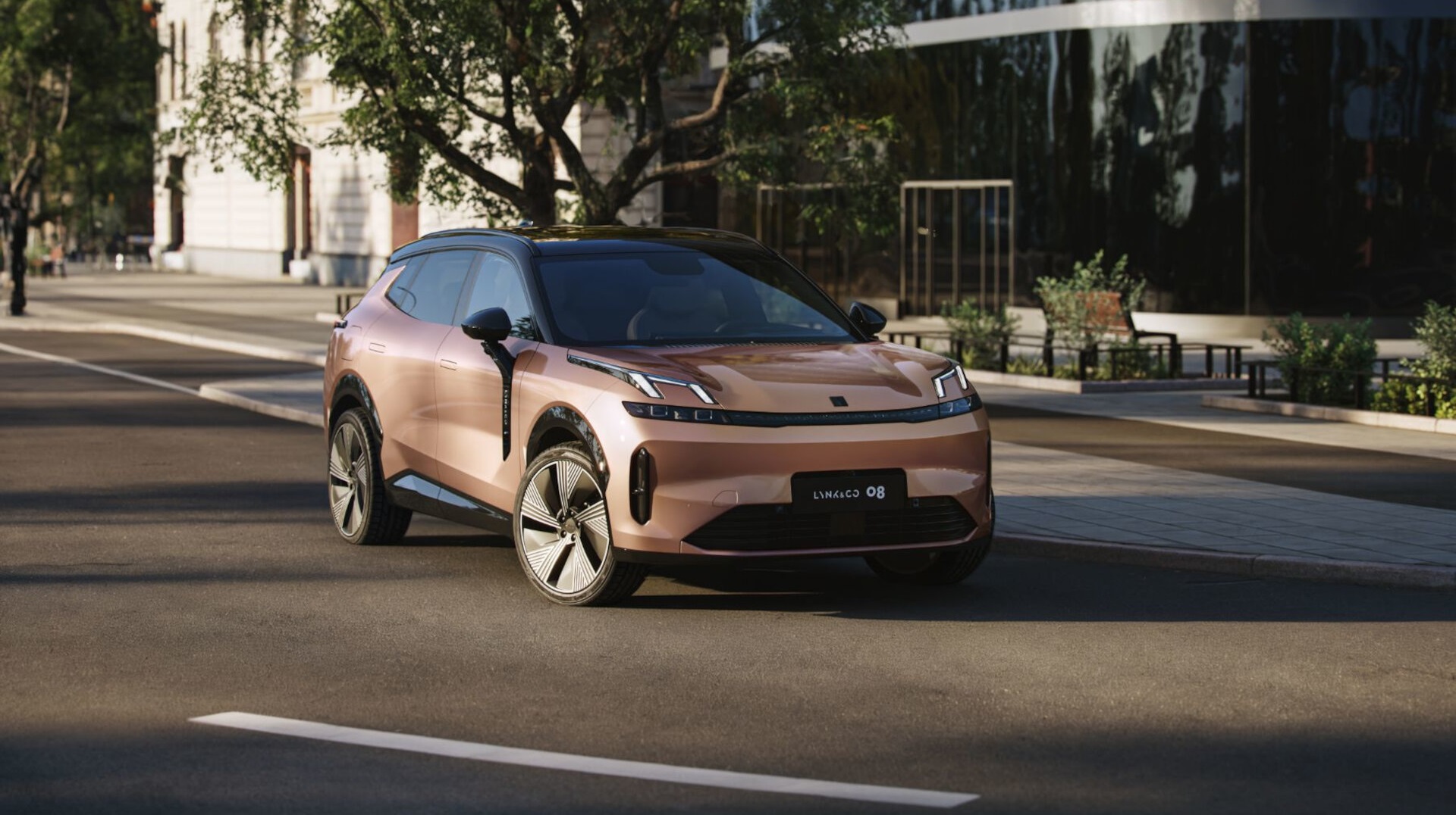 LYNK CO 08 (1)
