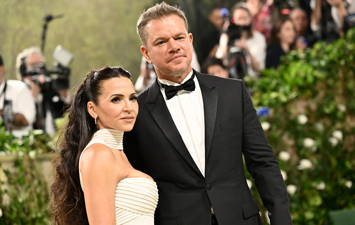 Ήταν μπαργούμαν, εκείνος σταρ του Χόλιγουντ – Πώς ο Ματ Ντέιμον γνώρισε τη γυναίκα της ζωής του