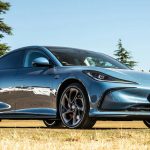 Ξεπερνάει την Tesla; Το νέο ηλεκτρικό MG IM5 σκοράρει με τεχνολογία, επιδόσεις και τιμή!