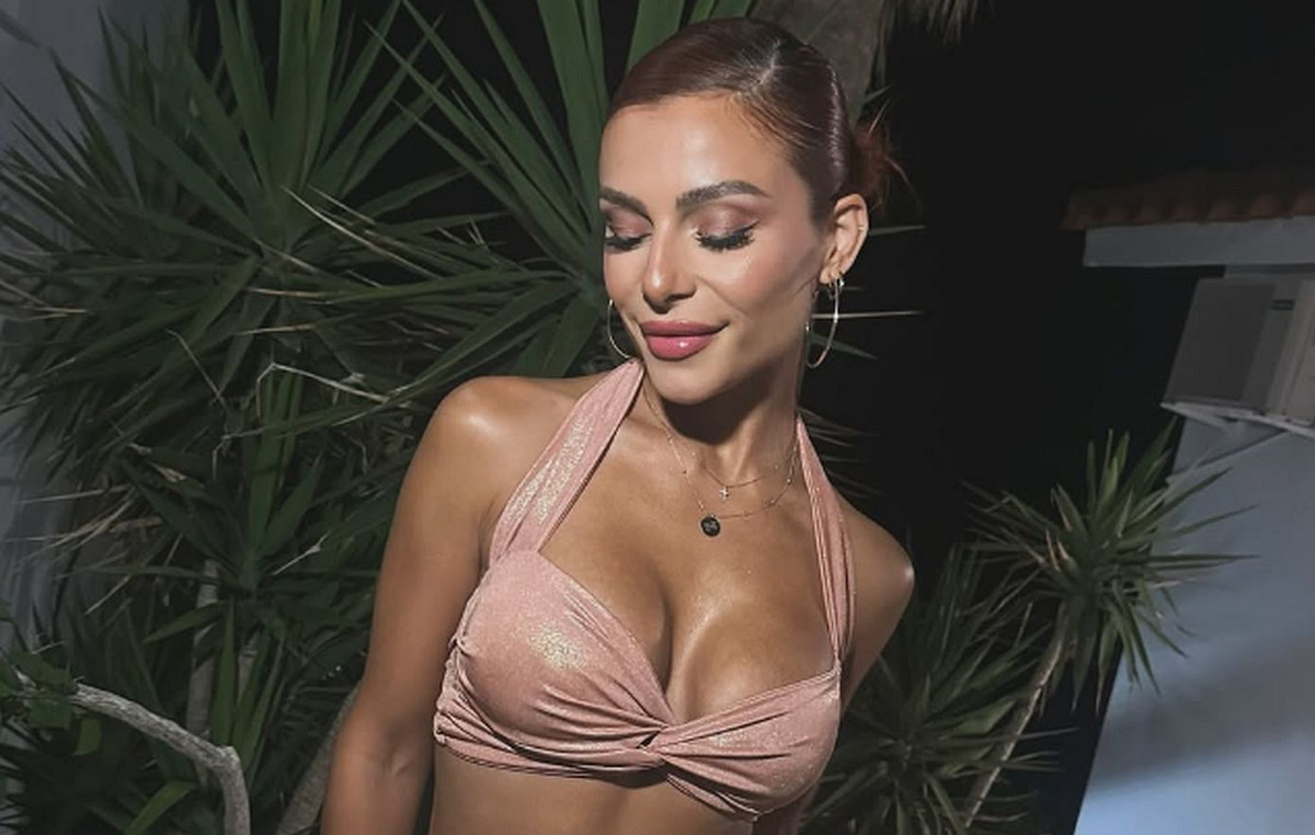 Ελευθερία Ελευθερίου: Ξεσηκώνει το Instagram με το άκρως αποκαλυπτικό της φόρεμα