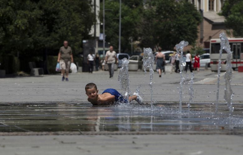 Ρεκόρ θερμοκρασίας 42,4 βαθμών Κελσίου για μήνα Ιούλιο καταγράφηκε στο Κόσοβο