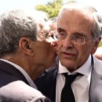 Συγκλόνισε ο Αντώνης Σαμαράς στο τελευταίο αντίο στην κόρη του: «Τι να πει μια μάνα που δεν θα ξαναγκαλιάσει το σπλάχνο της;»