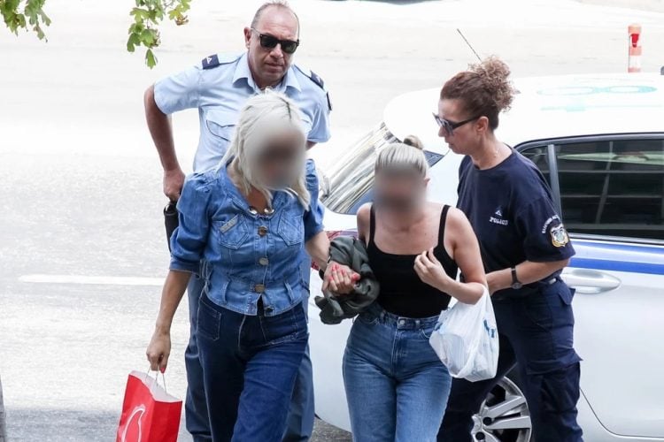 Ποινική δίωξη για κακούργημα στην 45χρονη με την Porsche για το τροχαίο στη Θέρμη – «Δεν υπάρχει αλκοόλ στο αίμα της» λένε οι δικηγόροι της