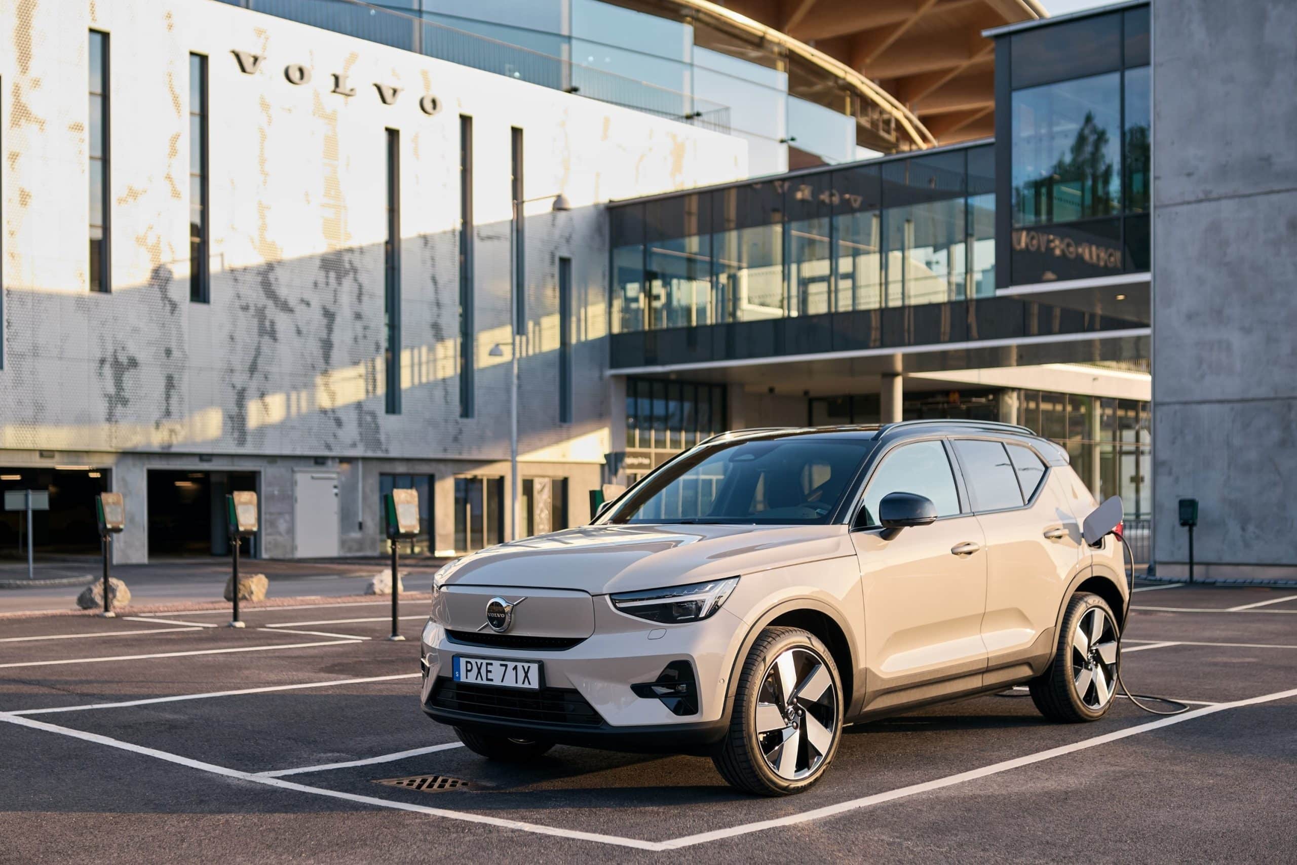 Volvo EX30 από €29.900 και όλα τα ηλεκτρικά Volvo με συνολικό όφελος έως €10.000