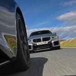 BMW M2 vs Lotus Emira: Ποιο σπορ κουπέ κερδίζει την παρτίδα;