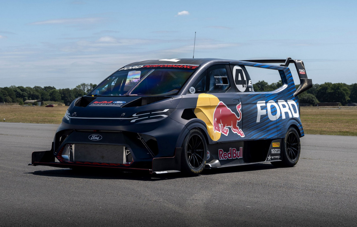 To Ford Transit γράφει ξανά ιστορία στο Nürburgring