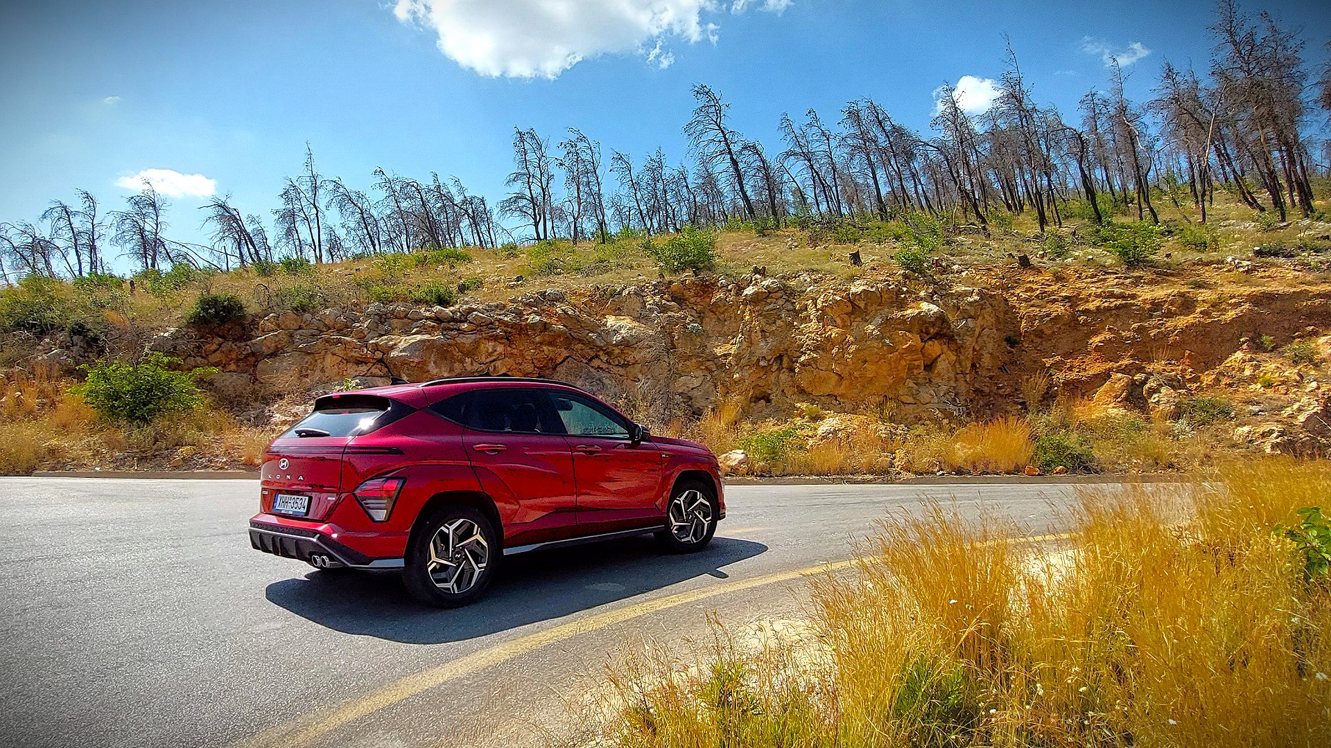 Hyundai Kona MY25 1.6T 170PS 4WD N LINE 2025 test RED (3). Hyundai Kona MY25 1.6T 170PS 4WD N LINE 2025 test RED (3).