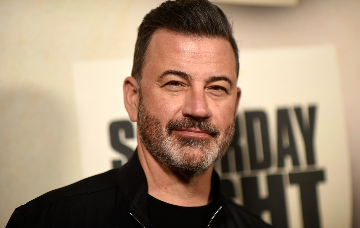 Ζητούν από τον Τζίμι Κίμελ να απολογηθεί και να πληρώσει την οικογένεια του Τσάρλι Κερκ για να επιστρέψει στο ABC