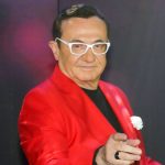 Συγκινημένος ο Λευτέρης Πανταζής που επιστρέφει στη Νίκαια – Δημοσίευσε φωτογραφία από τότε που είχε μακριά μαλλιά