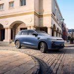 Το νέο Leapmotor B10 θέλει να ξεχωρίσει στα C-SUV