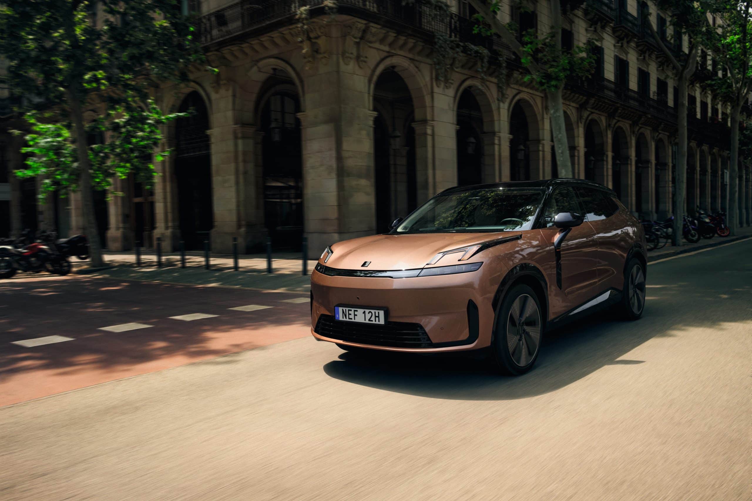 Lynk & Co 08 – Το νέο Plug-In Hybrid έφτασε στην Ελλάδα