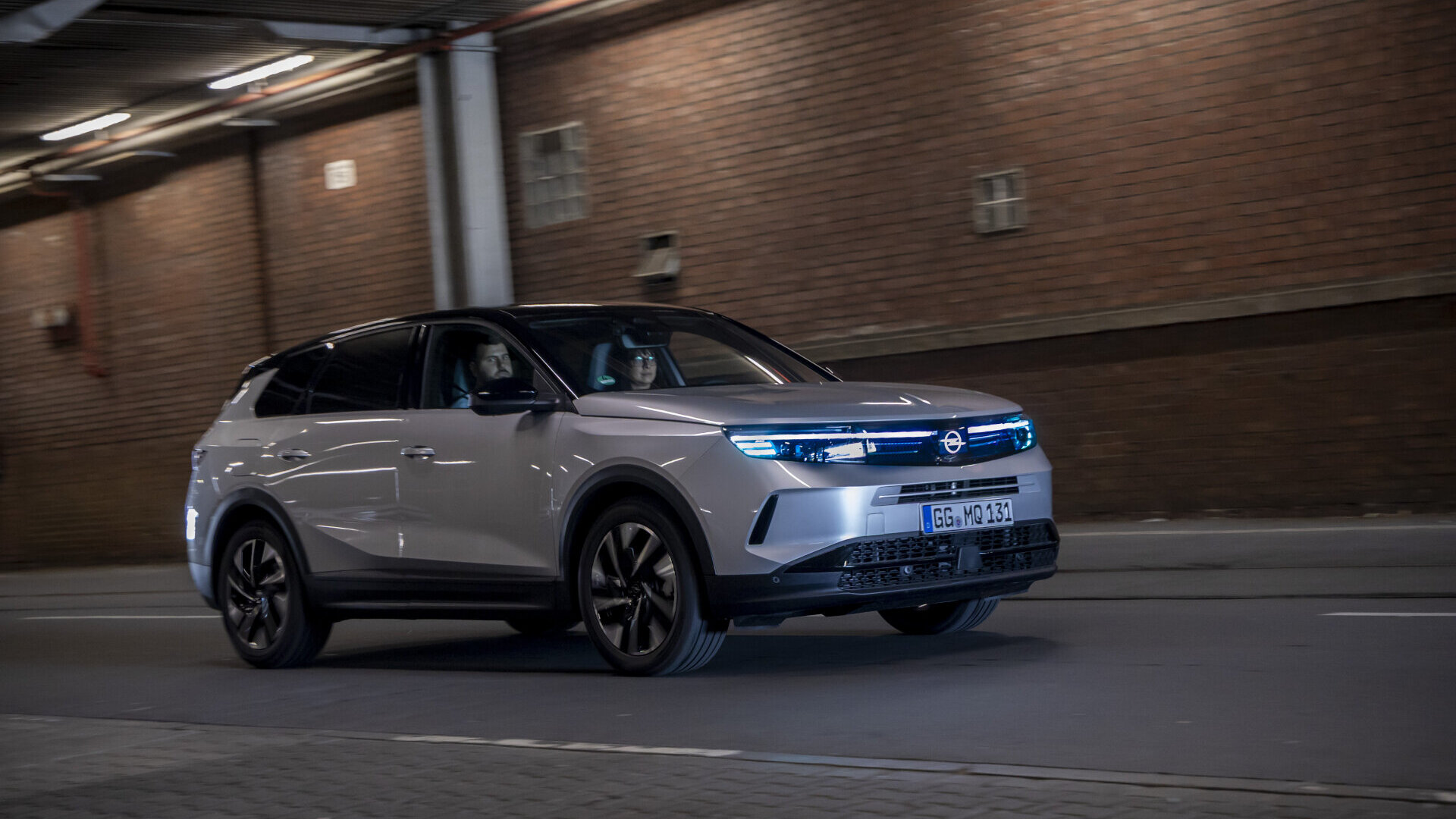 Opel Grandland autonomous vehicle (8)