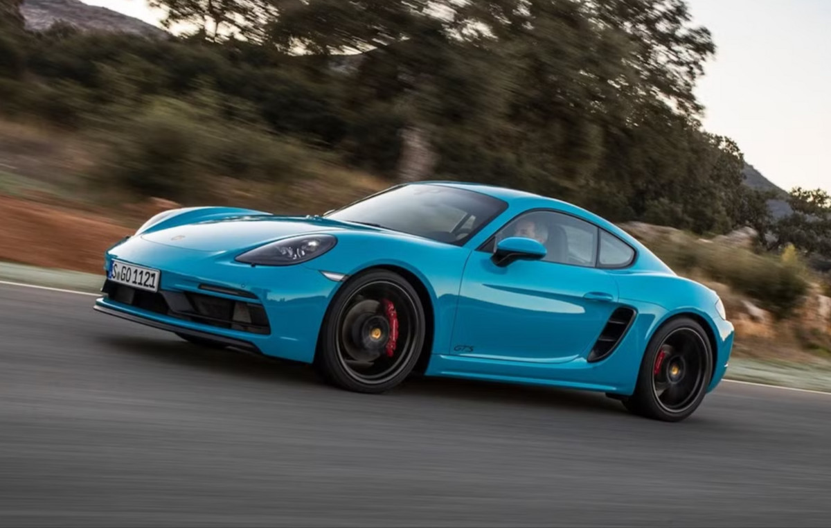 Πλήγμα 5.11 δισ. ευρώ δέχεται η Volkswagen λόγω της αποχώρησης της Porsche από τα ηλεκτρικά οχήματα