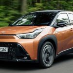 Οδηγώντας το νέο Toyota Aygo X Hybrid: Το μικρό που «σκέφτεται»… σαν μεγάλο!