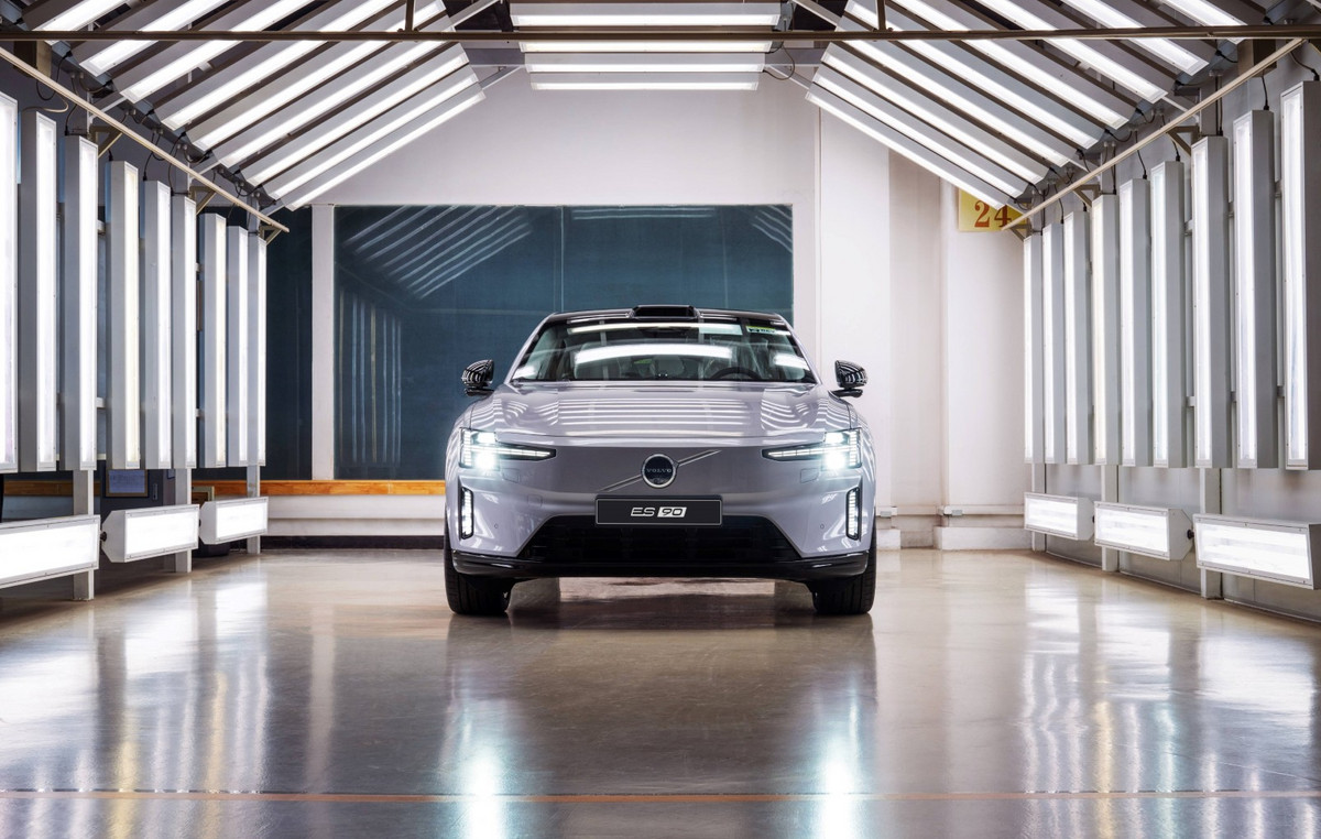 Ξεκίνησε η παραγωγή του νέου ηλεκτρικού Volvo ES90