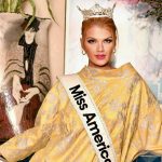 Η Miss America απαντά στα καυστικά σχόλια για το μακιγιάζ της: «Δεν αφήνω την αρνητικότητα να επισκιάσει τη νίκη μου»