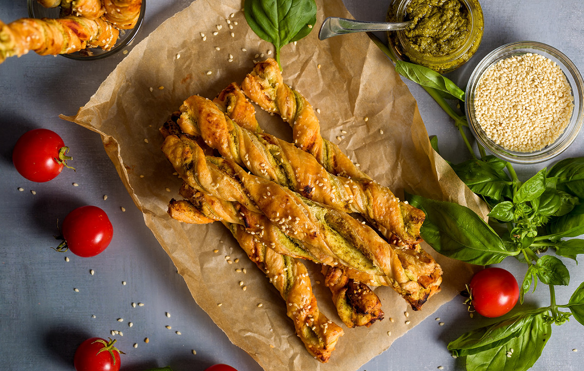 Στριφτάρια με πέστο και παρμεζάνα