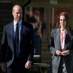 Ουίλιαμ και Κέιτ επισκέφθηκαν το Σάουθπορτ, όπου δολοφονήθηκαν τρία κορίτσια